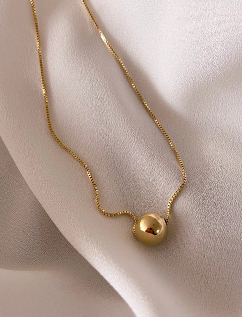 The Sphere Necklace
